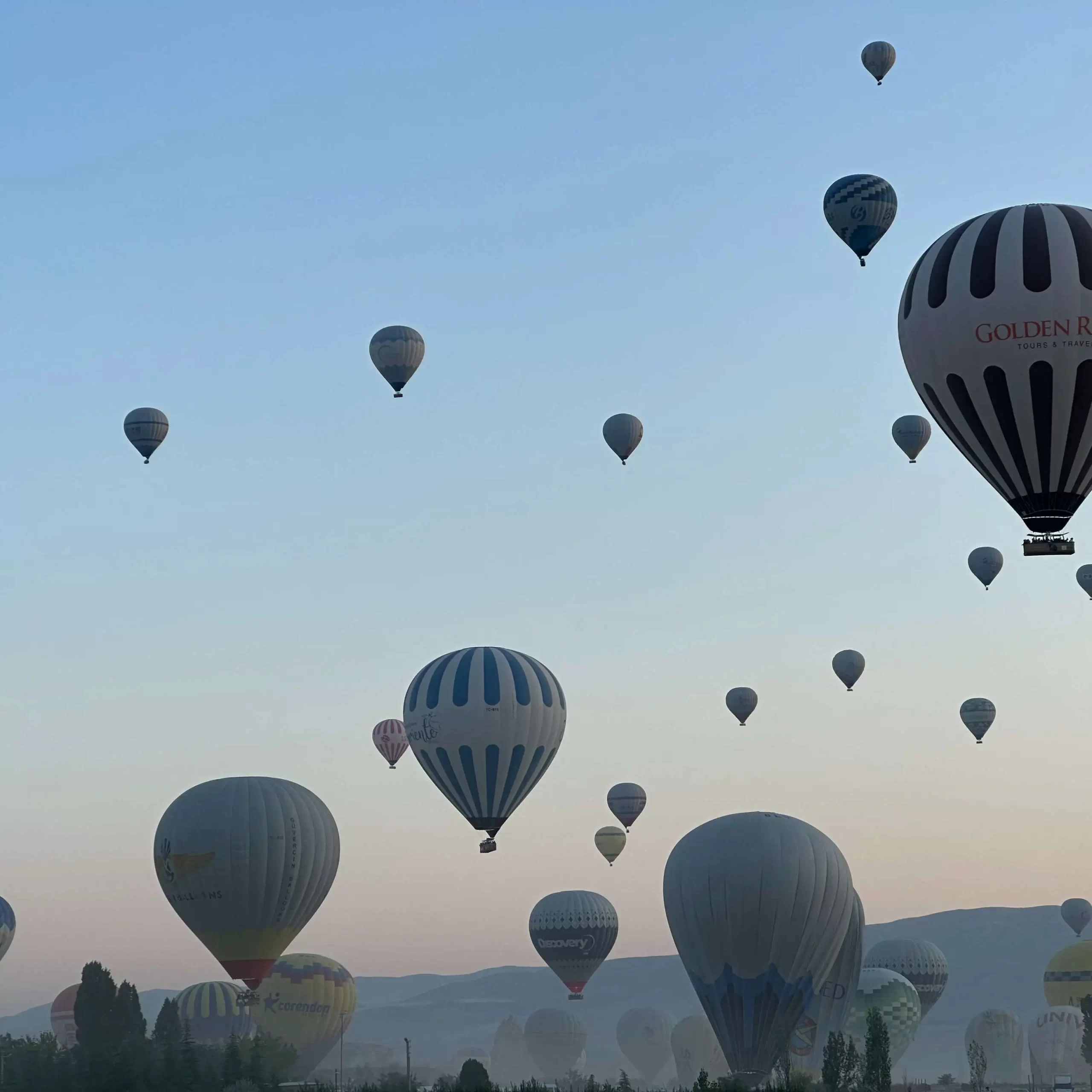 hot air balloon turkey